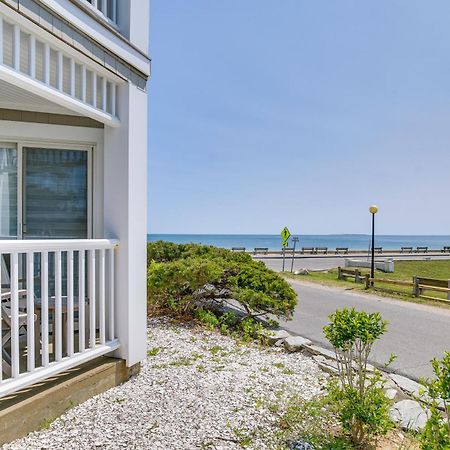 Breezy Oak Bluffs Condo - Steps To Inkwell Beach! Extérieur photo