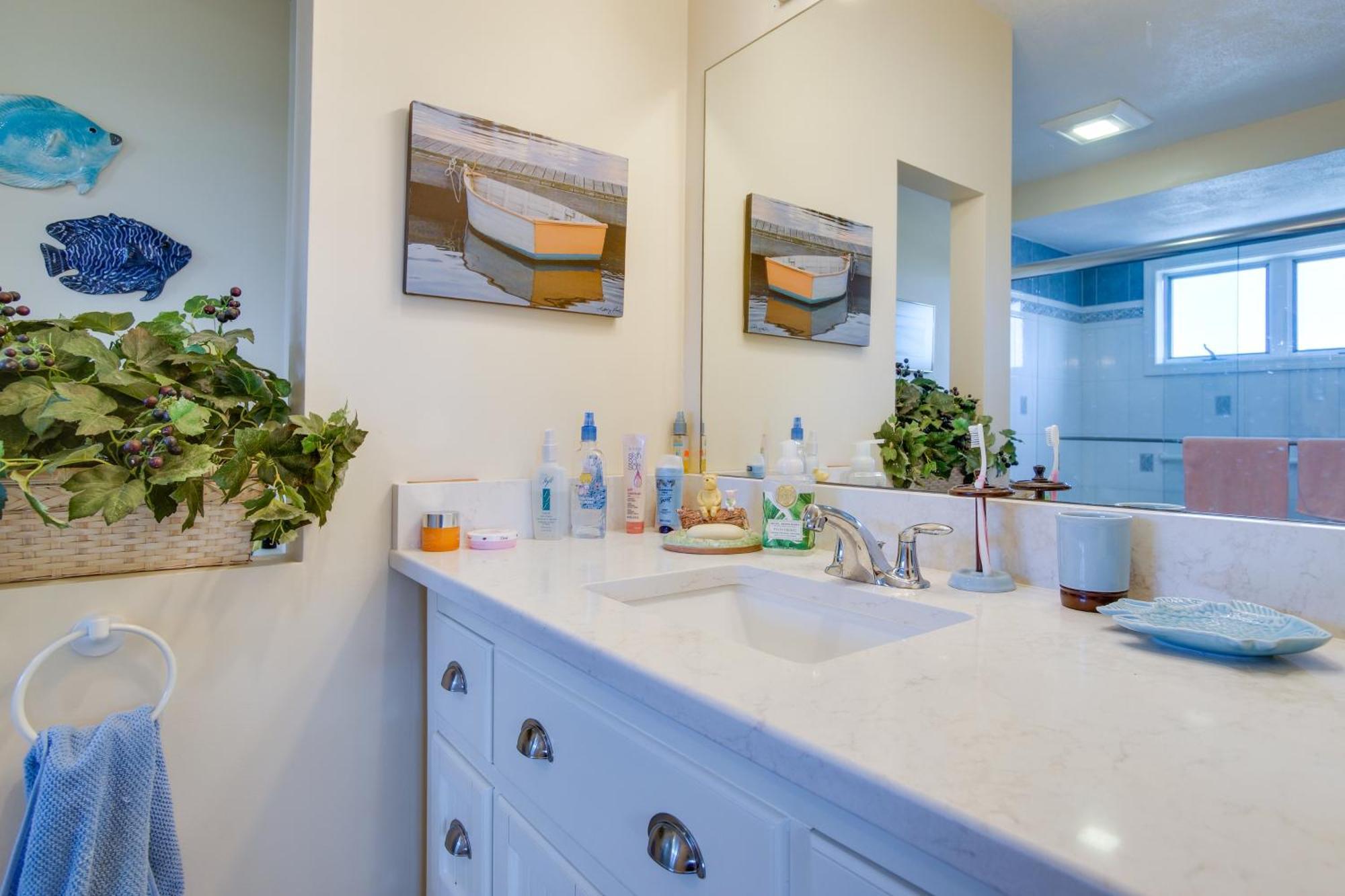 Breezy Oak Bluffs Condo - Steps To Inkwell Beach! Extérieur photo