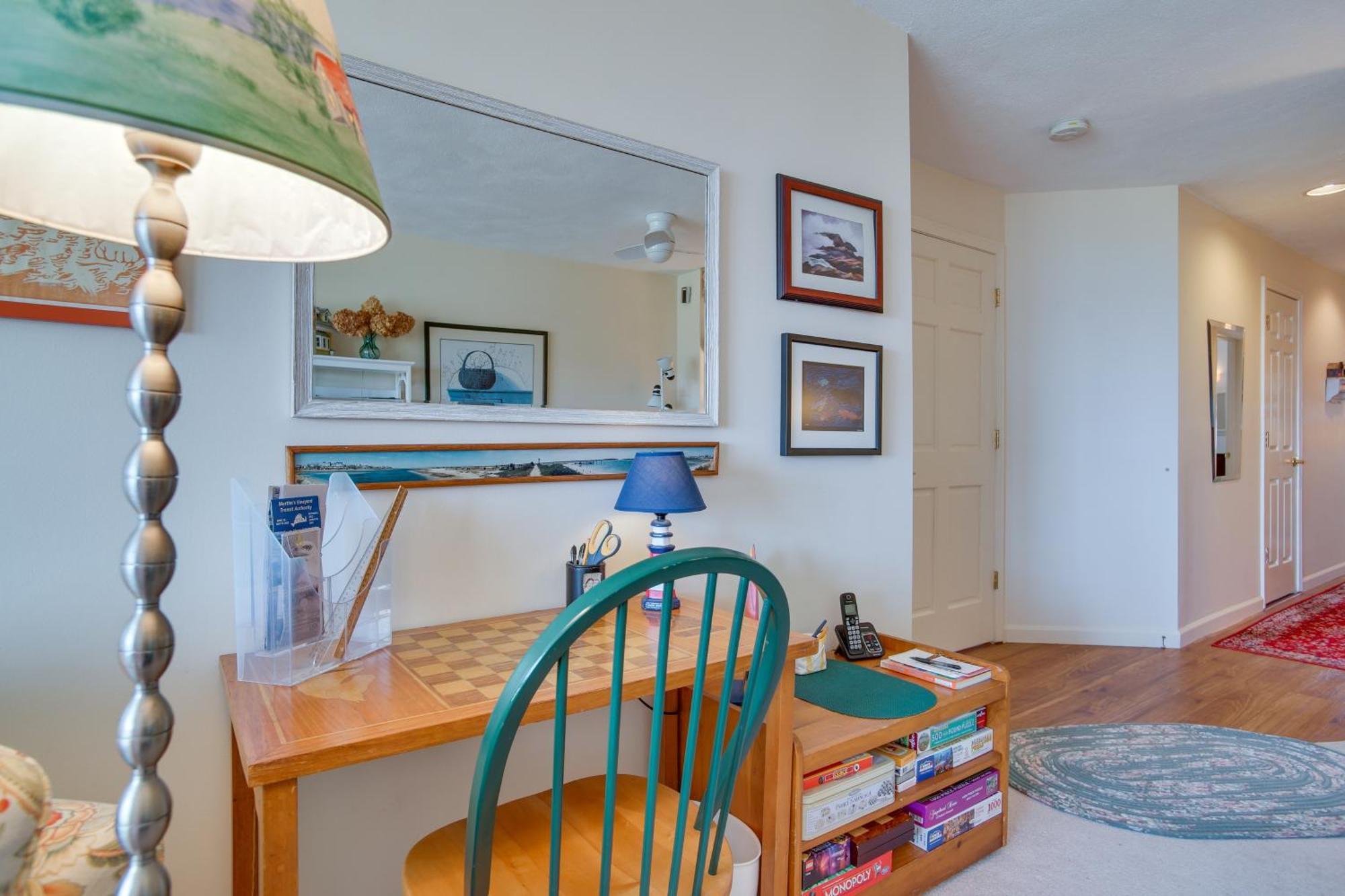 Breezy Oak Bluffs Condo - Steps To Inkwell Beach! Extérieur photo